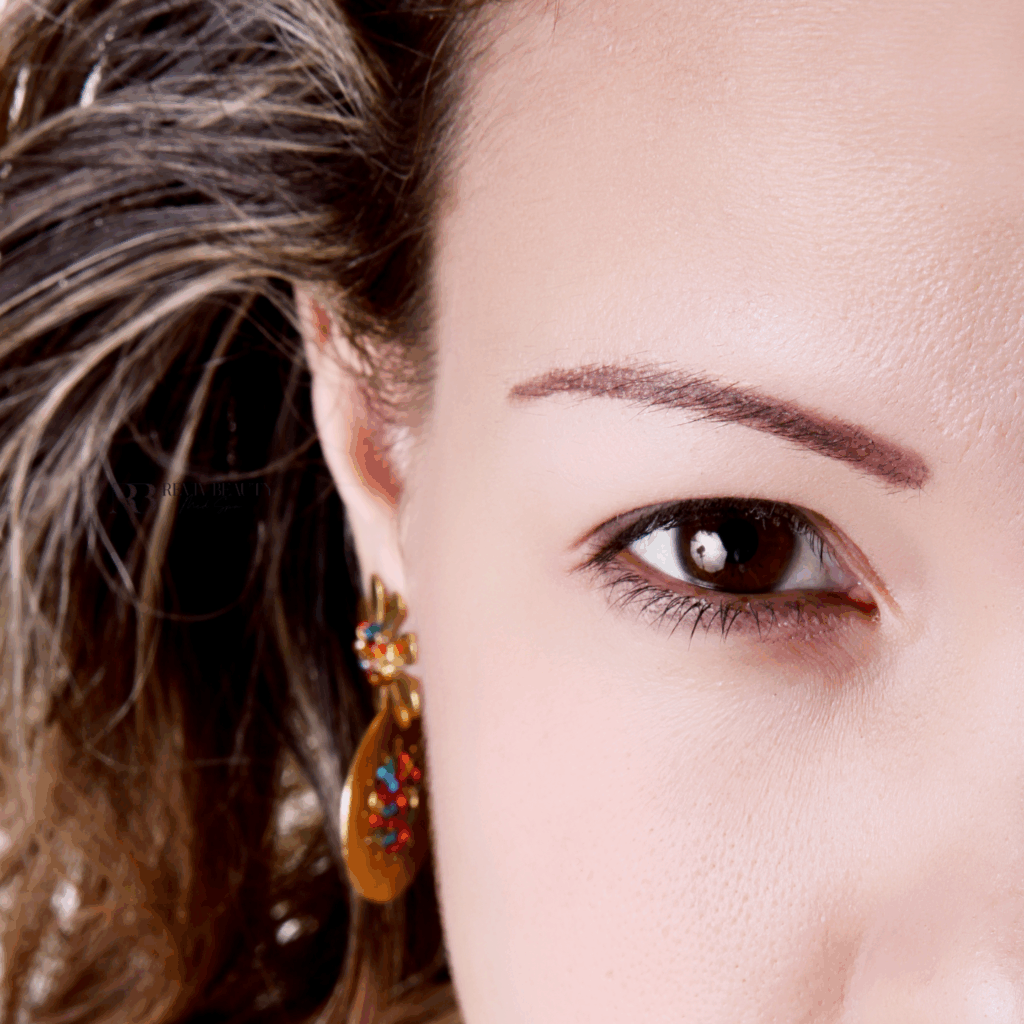 Model demonstrating smooth, bright under-eye skin after PDGF treatment at Reviv Beauty Med Spa in Sanford FL.